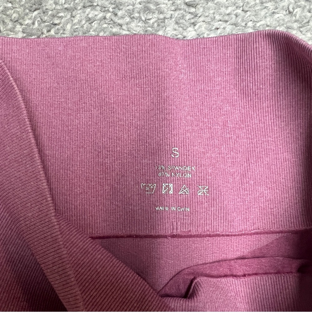 NVGTN Leggings Womens Small pink Booty contour seamless Cropped Workout Gym - Picture 6 of 9